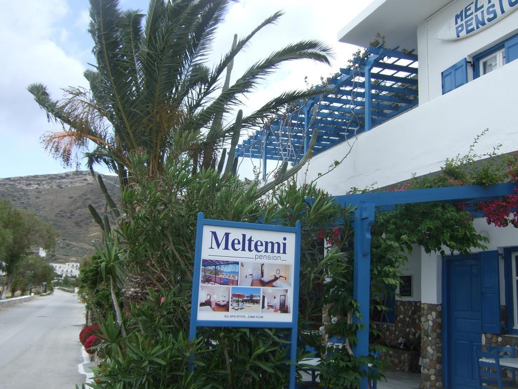 Meltemi Pension Ios Chora Exterior foto