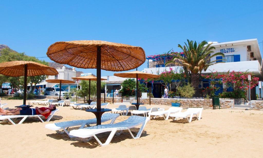 Meltemi Pension Ios Chora Exterior foto